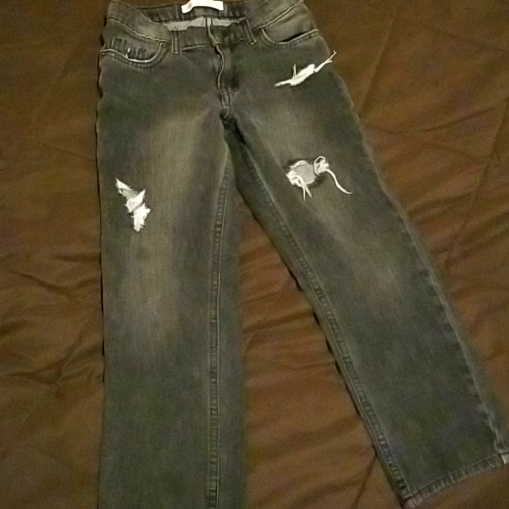 Boys Distressed Levi Jeans